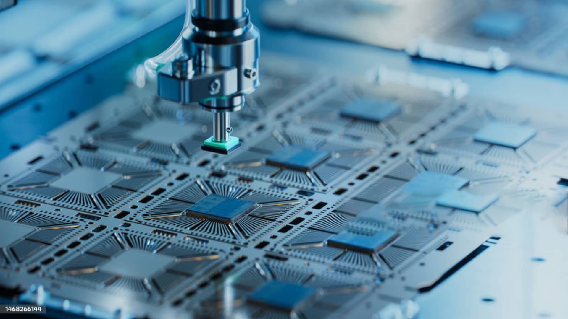 Implementasi manajemen cerdas pada lini produksi RFID