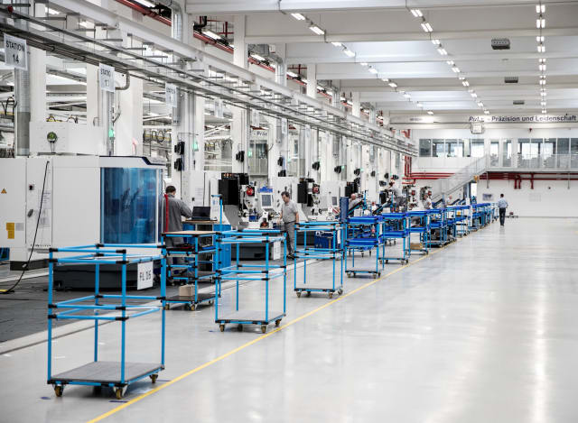 Membangun Proses Manufaktur Transparan dengan Teknologi RFID